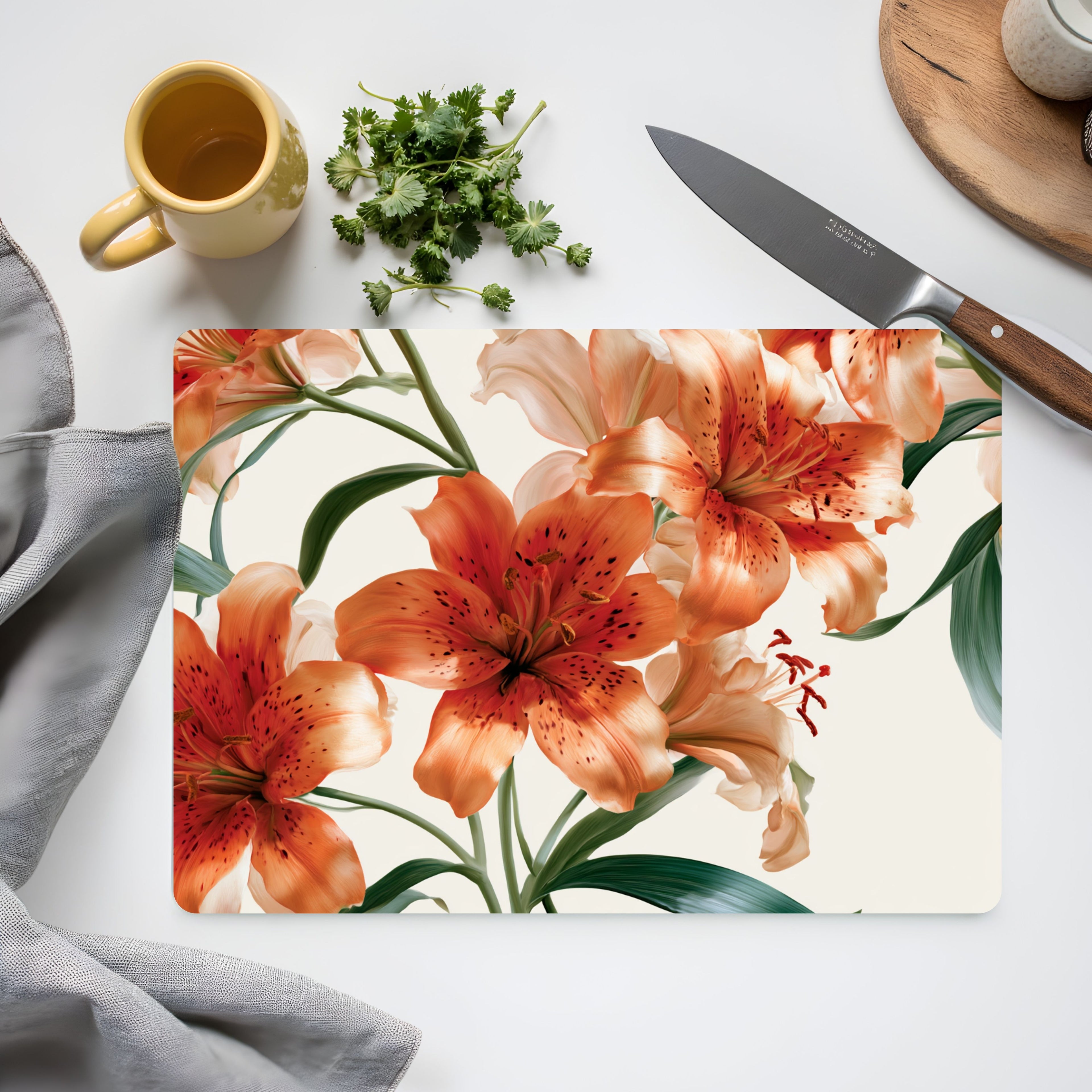 Asiatic Lily Glass Culinary Display Board Customized for Botanical Home Entertaining